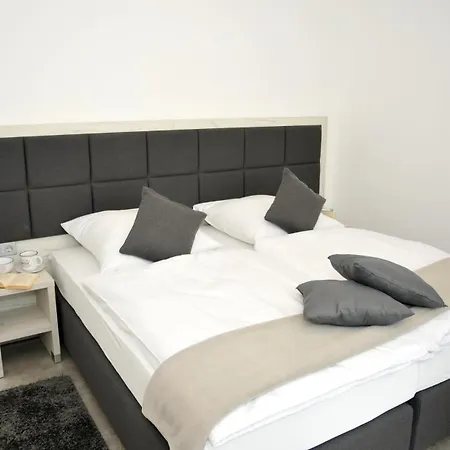 Urbanliving-regensburg, Voll Ausgestattetes Fuer Bis Zu 3 Personen * Regensburg